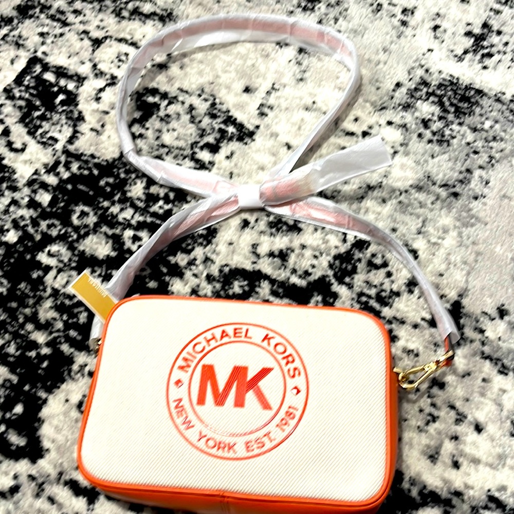 NWT Michael Kors Crossbody handbag